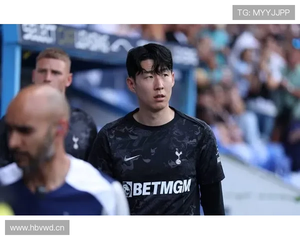 孙兴慜独家体能训练方法揭秘：状态保持与竞技表现持续提升