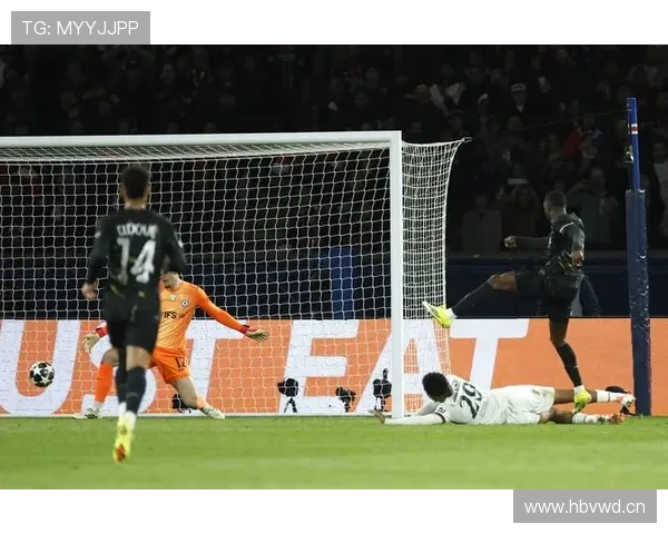 巴黎圣日耳曼中场一断就崩,控不住比赛还谈什么进攻?